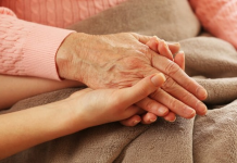 5 BỆNH NGƯỜI CAO TUỔI HAY GẶP VÀO MÙA LẠNH